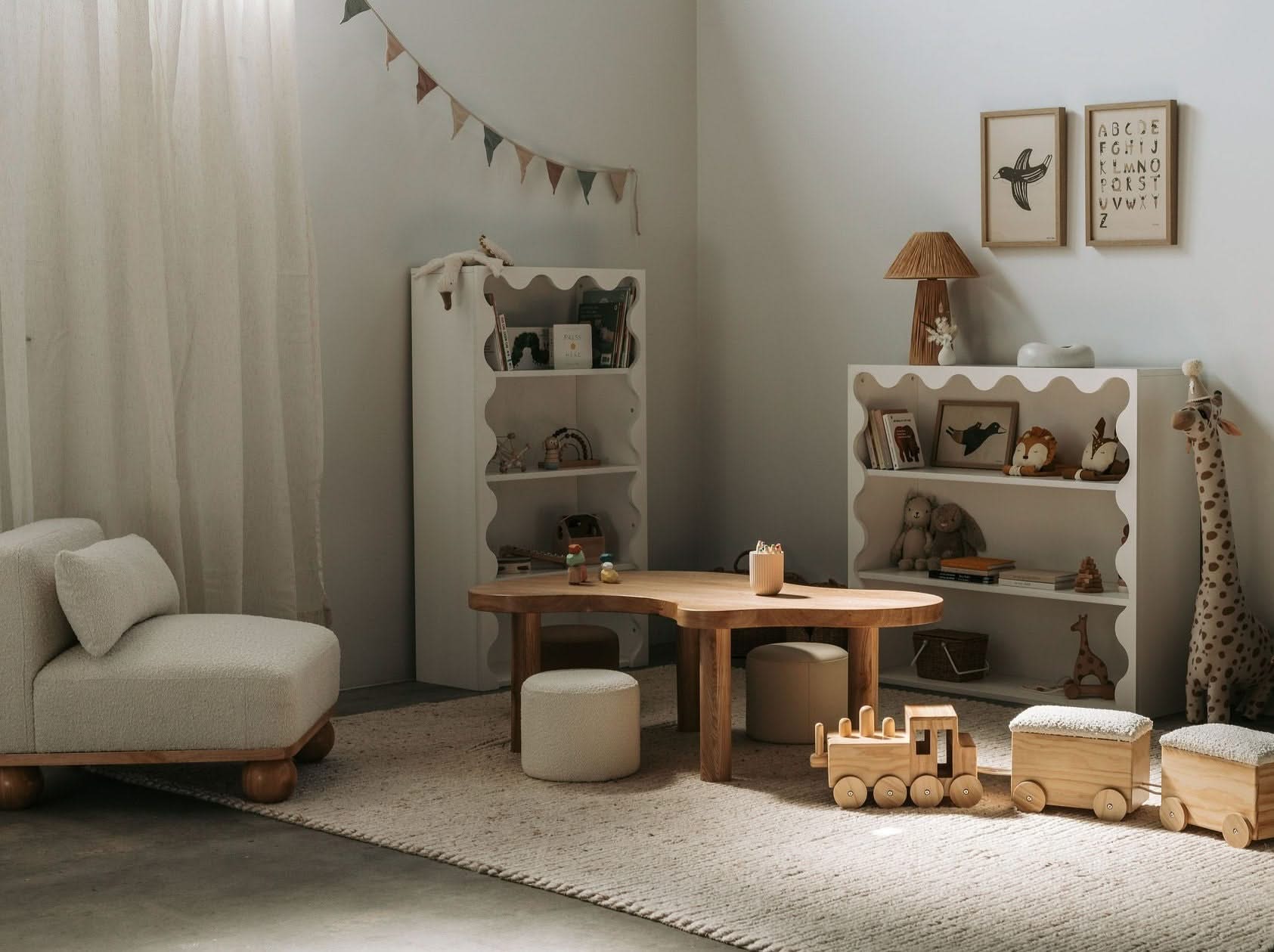 Solene Chair