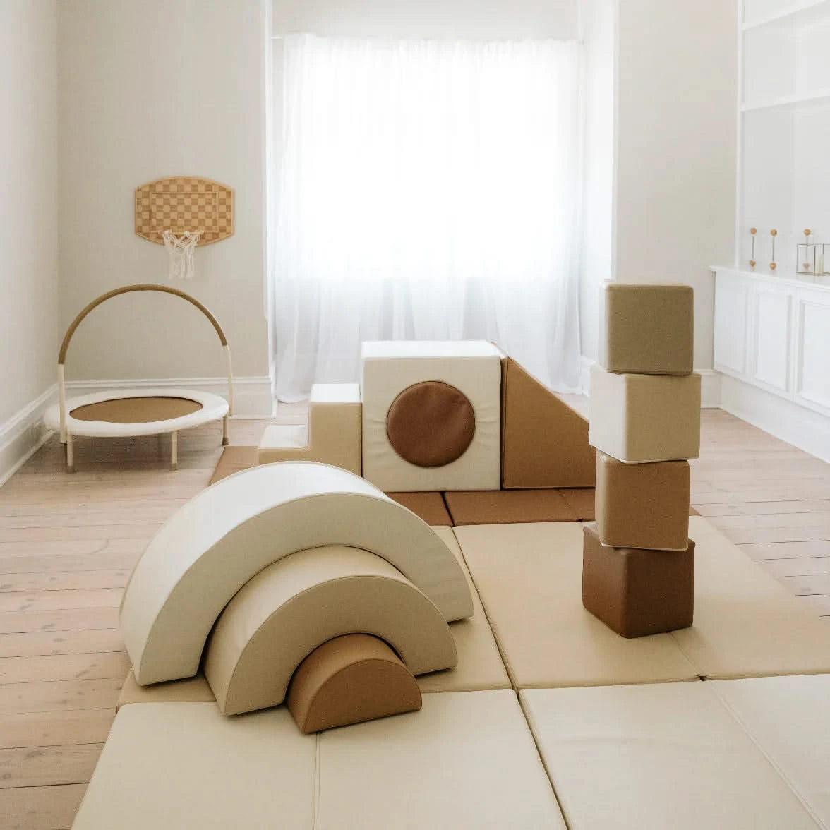 Quinn Basketball Hoop + Poco Trampoline Set