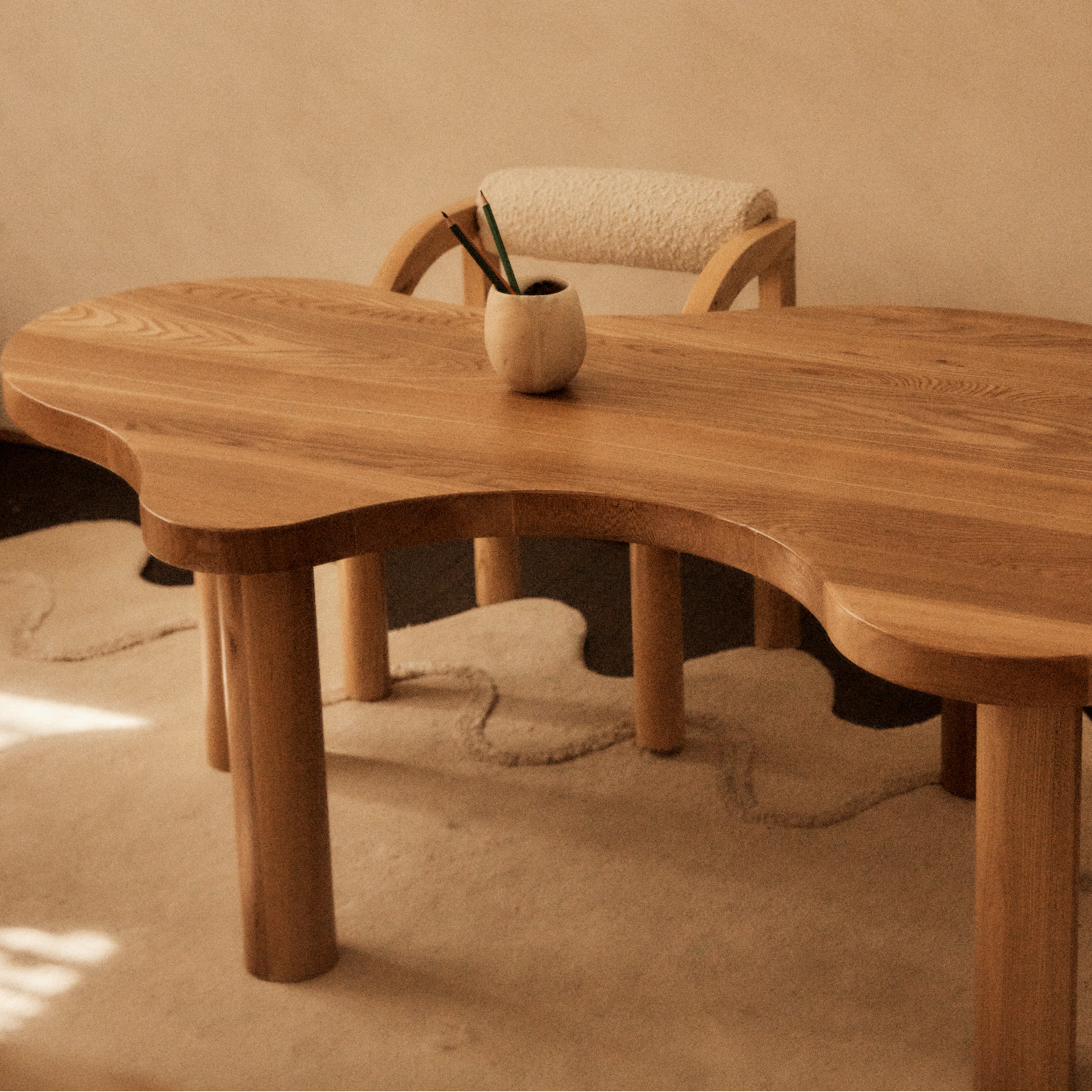 Léon Activity Table
