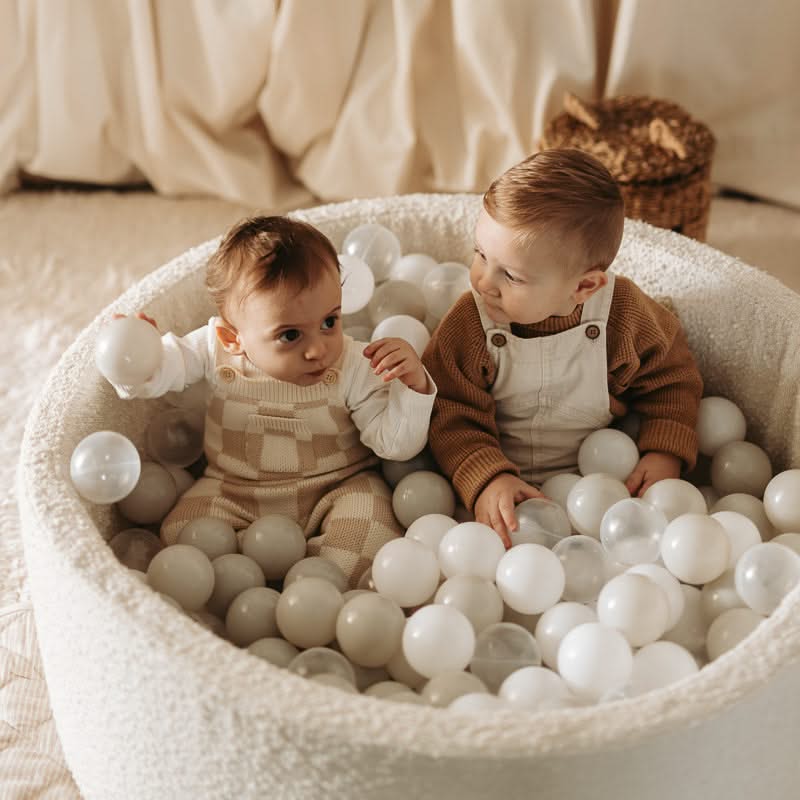 Bouclé Ball Pit