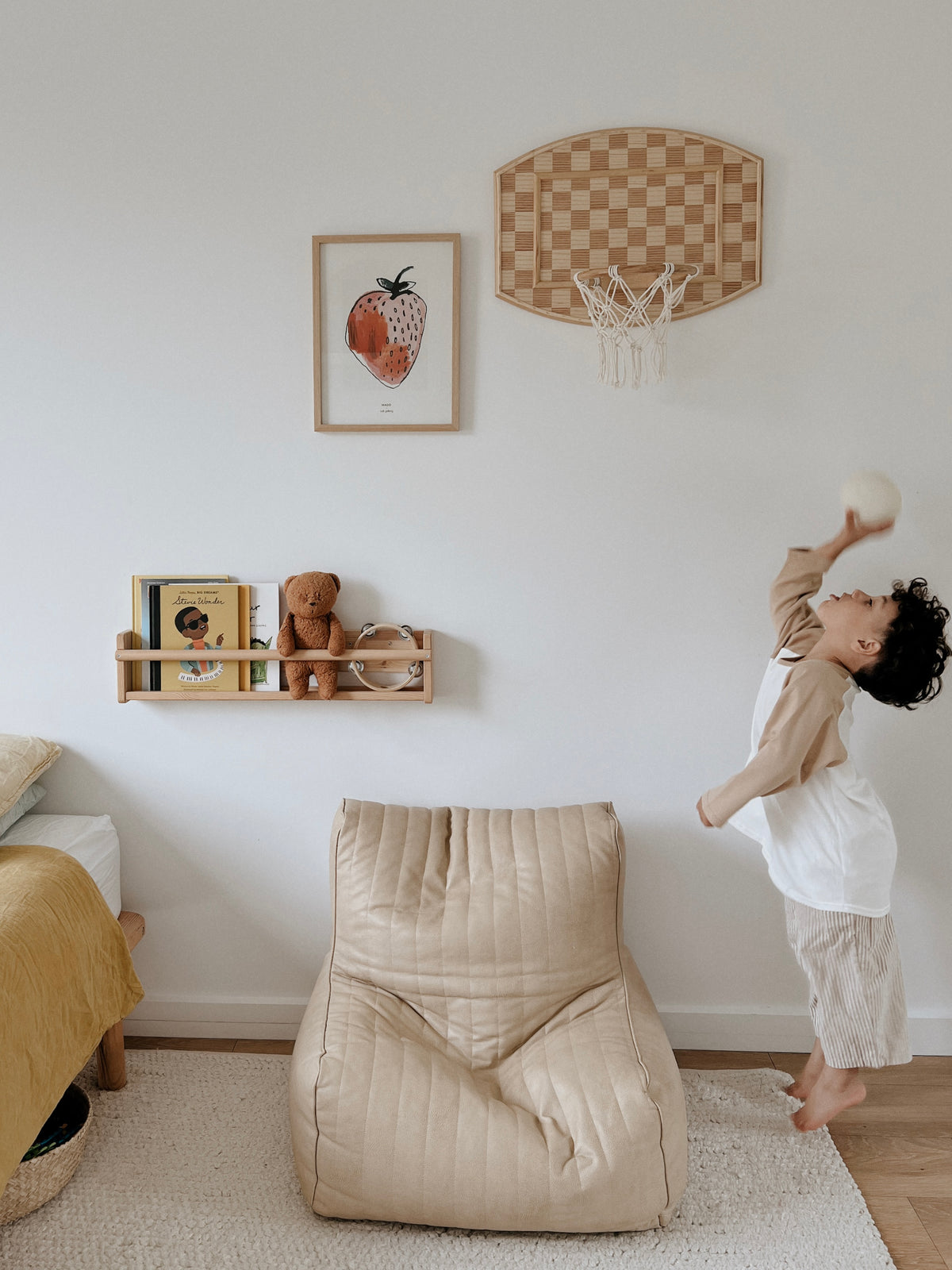 Quinn Basketball Hoop