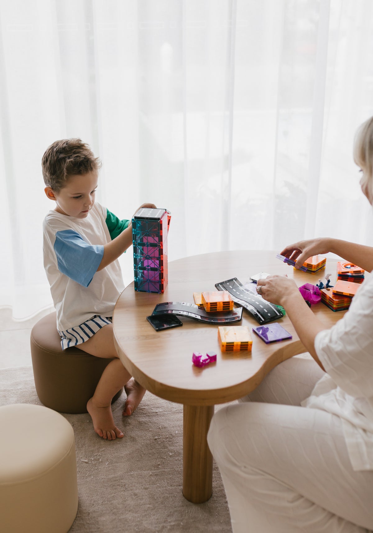 Léon Activity Table