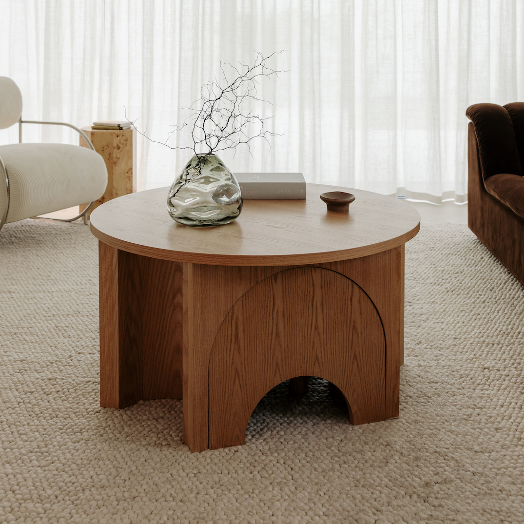 Arca Table Set