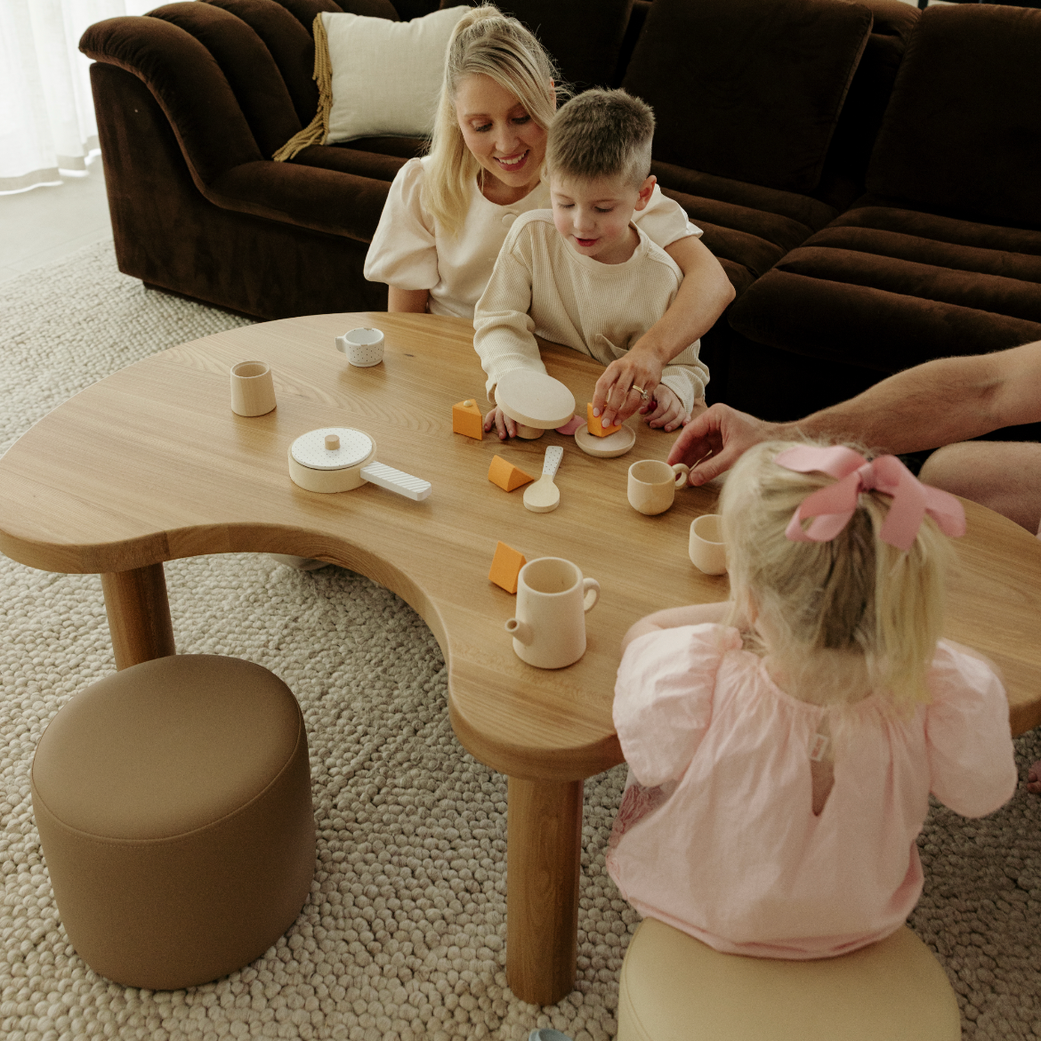 Léon Activity Table