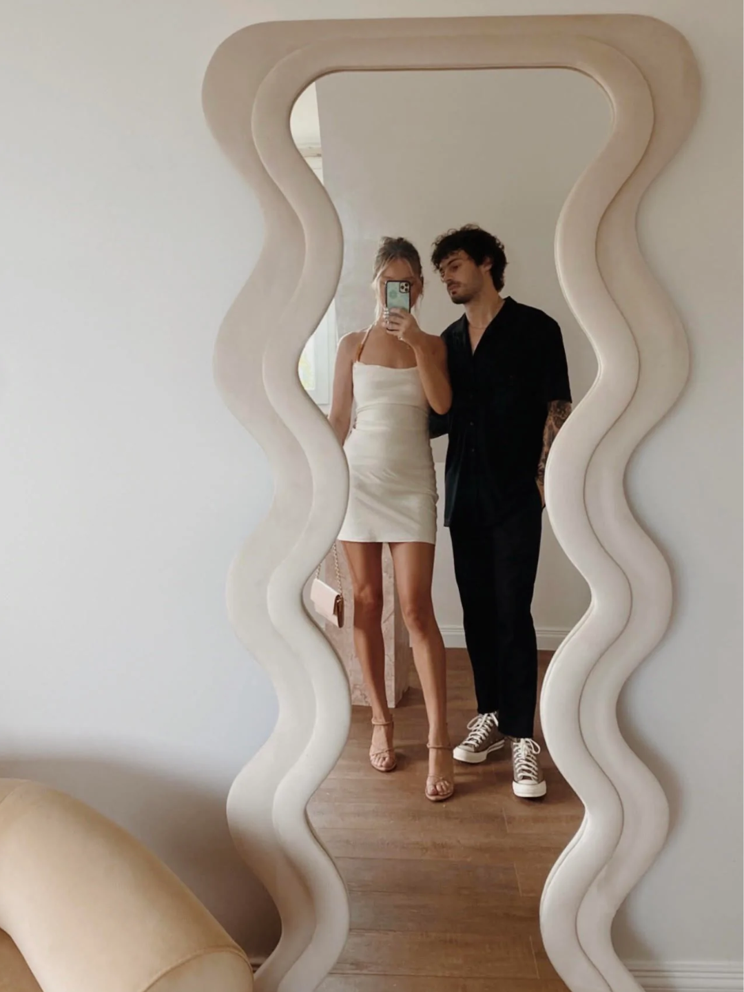 Raya Wavy Mirror