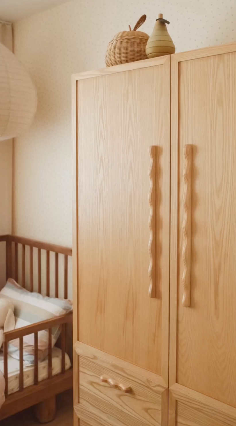 Sacha Wardrobe
