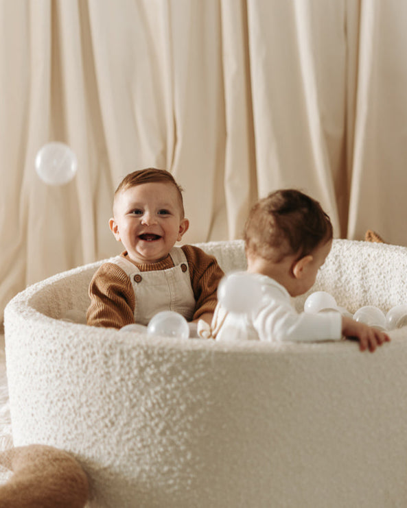 Bouclé Ball Pit