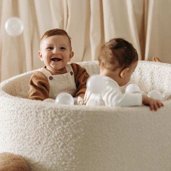 Bouclé Ball Pit